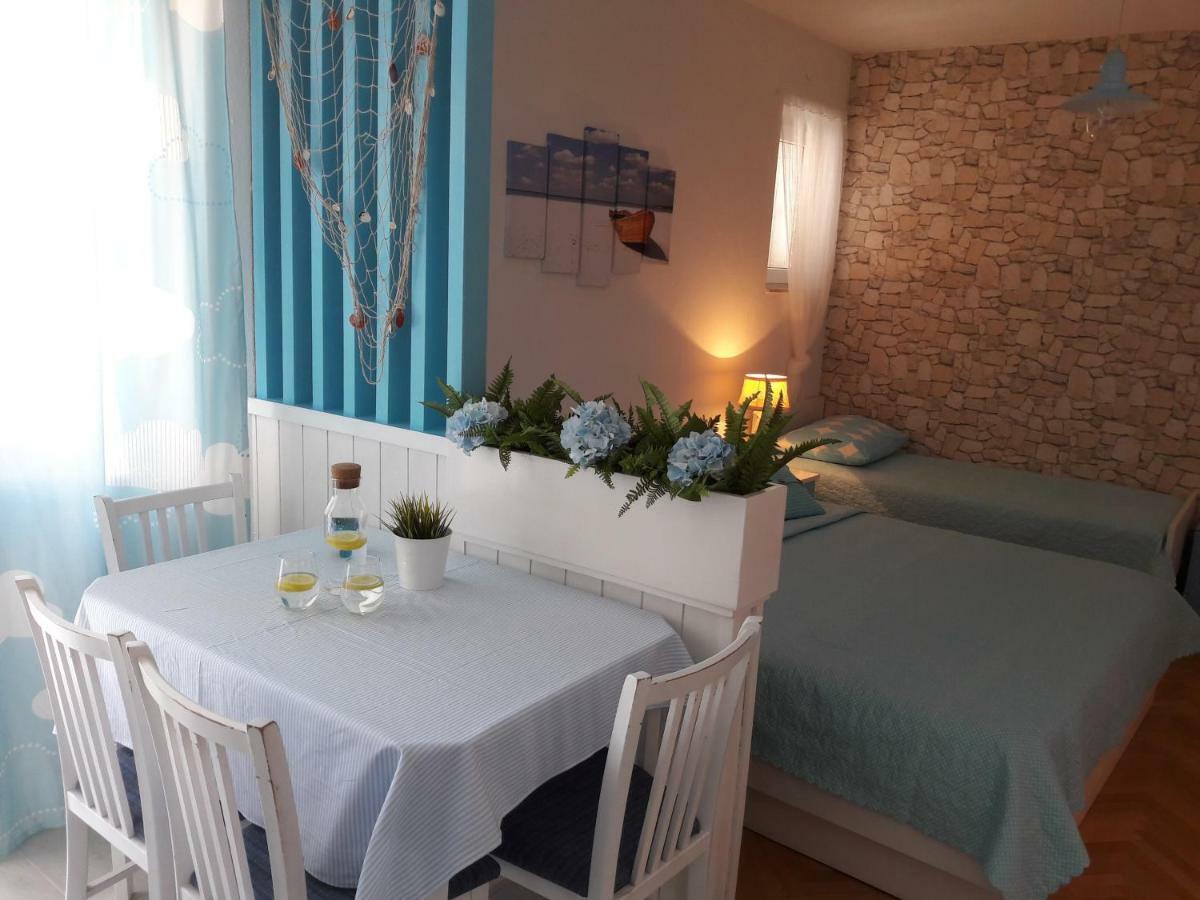 Hotel Nina Baška Voda Zewnętrze zdjęcie